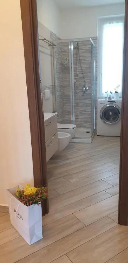 Karina House - Como Apartment